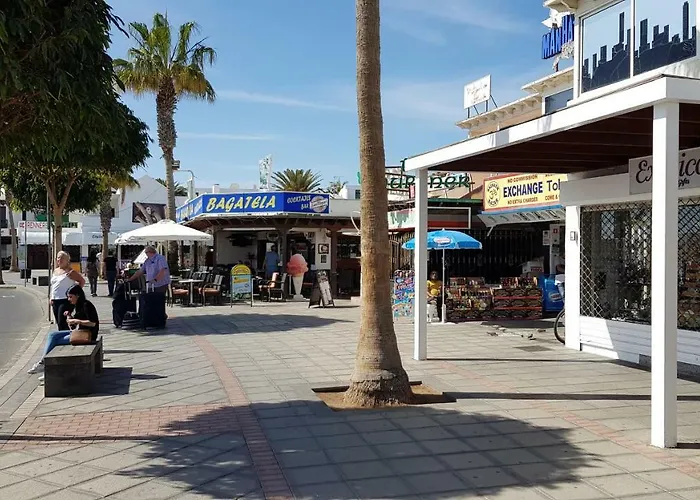 Vacation Lanzarote Val * 卡门港